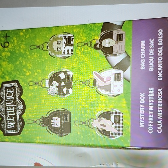 Loungefly Beetlejuice Sandworm Mini    Backpack Keychain Charm - Picture 16 of 16